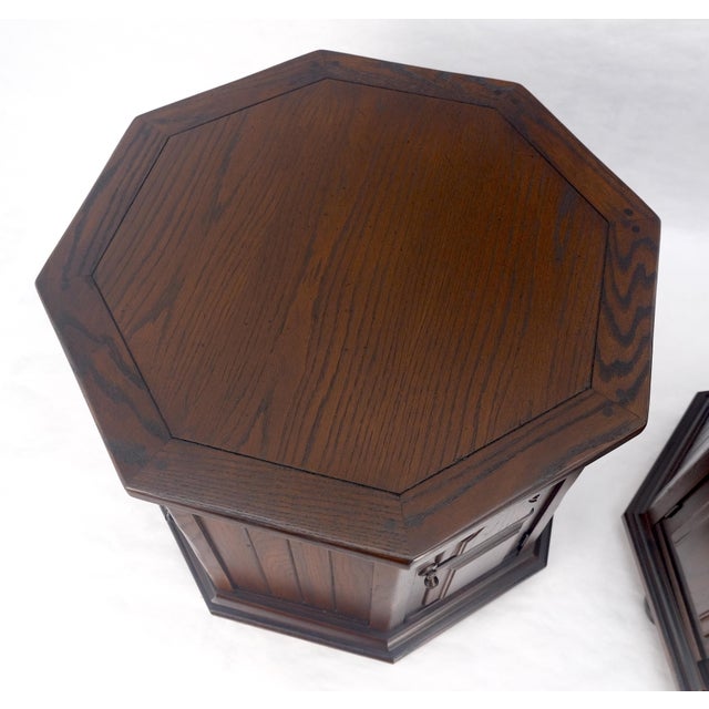 Jay Spectre Pair Cerused Oak Round Octagon Shape 1 Door Compartment End Tables Stands MINT! For Sale - Image 4 of 8