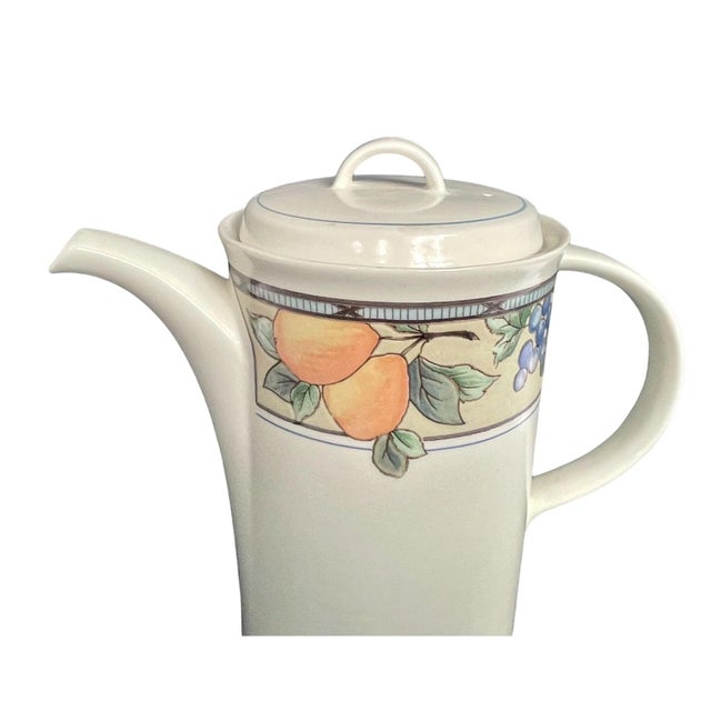 Farmhouse Vintage Mikasa Coffee Pot With Lid – Garden Harvest Intaglio Cac29 – Fruit Motif – Stoneware For Sale - Image 3 of 7