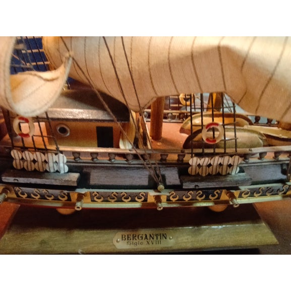 Wood Rare Vintage Collectable Table Electric Ship Lamp Antique Bell Shape Shades For Sale - Image 7 of 7