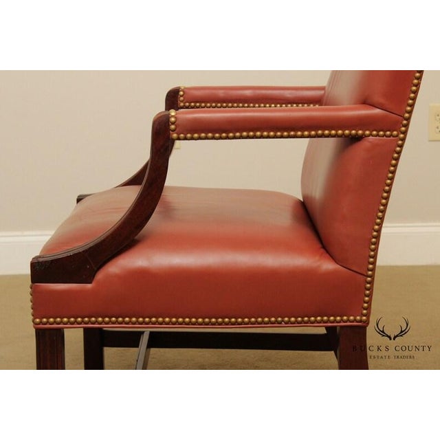 Handpicked by BucksEstateTraders Vintage from the 1990s Materials: Leather AGE / ORIGIN: 1990's / United States of America...