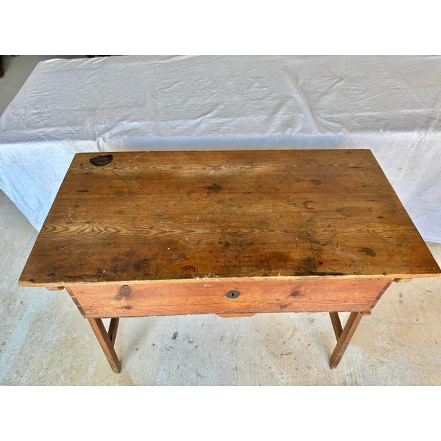 Wood 19th Century Spanish Pine One Drawer Side Table For Sale - Image 7 of 12