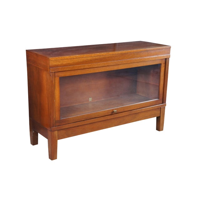 American Antique Globe Wernicke American Walnut Barrister Bookcase Lawyer Bookshelf 811 For Sale - Image 3 of 12