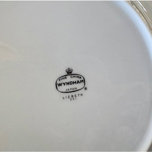 1970s Vintage Dinner Plate by Wyndham China Lizbeth 341 - Pink Roses & Silver Trim For Sale - Image 5 of 7