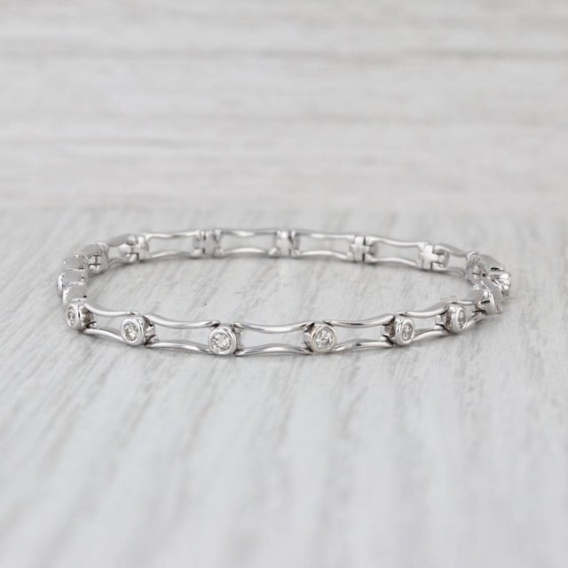 2010s 0.48ctw Diamond Bar Link Bracelet 14k White Gold 7" 3.5mm For Sale - Image 5 of 8