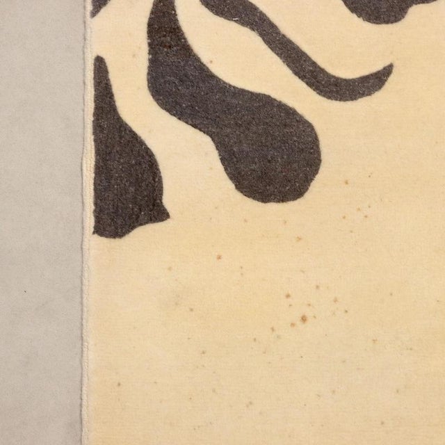 Sartori Floral Rug in Wool, Italy For Sale - Image 6 of 8