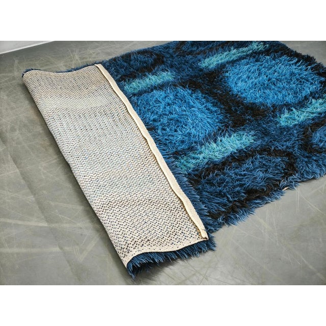 Black Large Danish Abstract Blue Wool Rya Rug in Ege Style, 1960s For Sale - Image 8 of 9