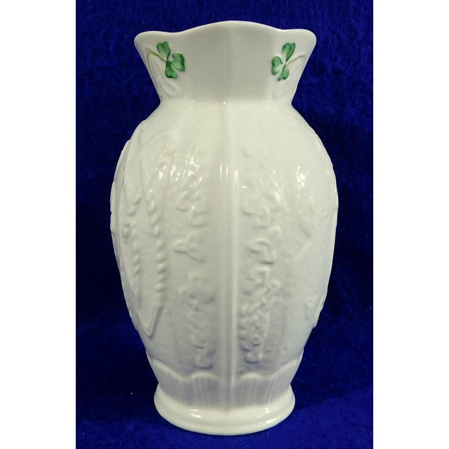 1980s Vintage Belleek Irish Ivory & Green Shamrock Embossed Vase For Sale - Image 5 of 9