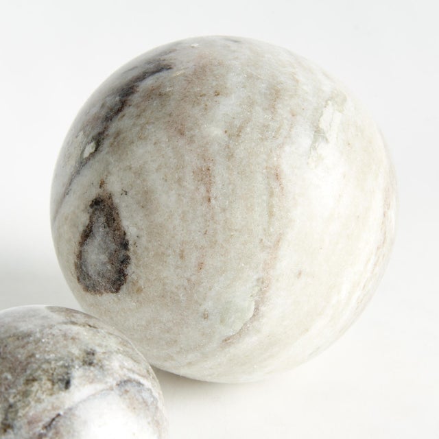 Kenneth Ludwig Chicago Jaqueline Marble Orbs St/3 For Sale - Image 4 of 5