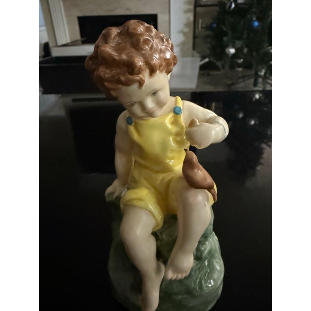 Ceramic 1930s Royal Worcester Figurine Friday's Child Is Loving and Giving 6in For Sale - Image 7 of 8