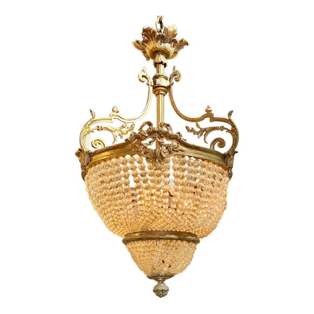 Late 19th Century French Louis XV Bronze and Crystal Chandelier For Sale