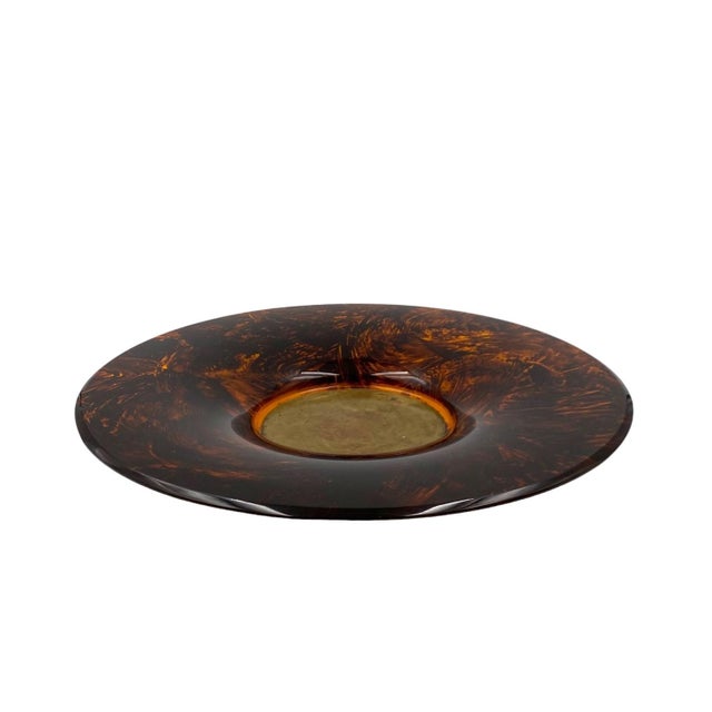 Hollywood Regency Brass and Tortoiseshell Acrylic Glass Tray from Guzzini, Italy, 1970s For Sale - Image 18 of 18