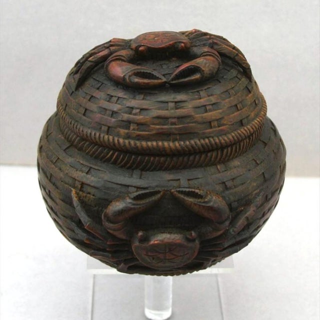 Brown Antique Japanese Carved Wood Crab Basket Okimono, Meiji-Taishō Period For Sale - Image 8 of 13