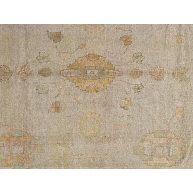 Late 19th Century Antique Oushak Carpet, Handmade Turkish Oriental Rug, Beige, Taupe, Soft Yellow For Sale - Image 5 of 12