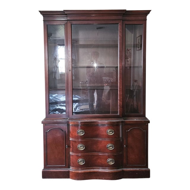 Mid-Century Mahogany Drexel Cabinet For Sale