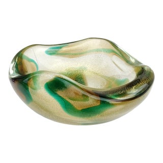 Seguso Murano 1952 Vintage Macchia Ambra Verde Gold Flecks Camo Pattern Italian Art Glass Decorative Bowl For Sale