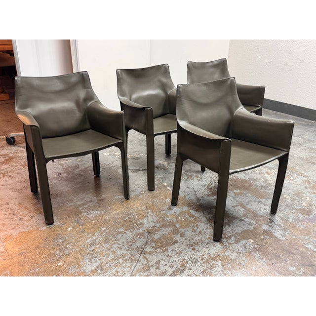 Italian Mario Bellini for Cassina Cab 413 Leather Arm Chairs, Set of Four For Sale - Image 3 of 12