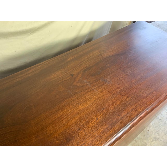 Early 19th Century Early 19th Century Federal Mahogany Swing Leg Dining Table For Sale - Image 5 of 11