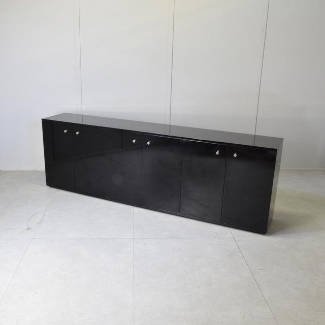 Black Lacquered Sideboard with Six Doors by Eugenio Gerli for Tecno, Italy, 1960s For Sale - Image 11 of 13
