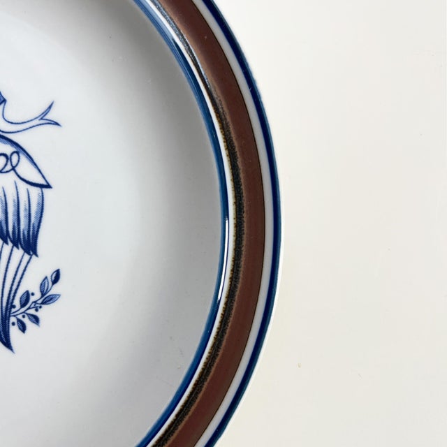Early 20th Century Salem Stoneware American Eagle Plate, Patriotic Blue White Plate For Sale - Image 4 of 8