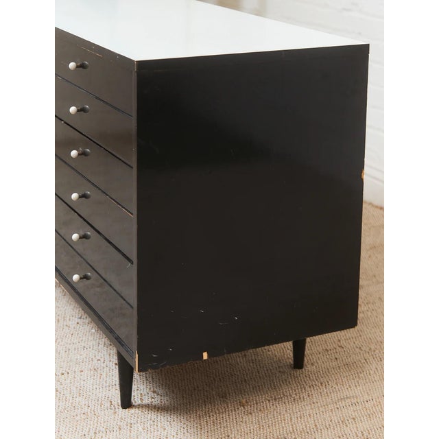 Mid 20th Century Black Lacquered Distressed Dresser by American of Martinsville For Sale - Image 10 of 11