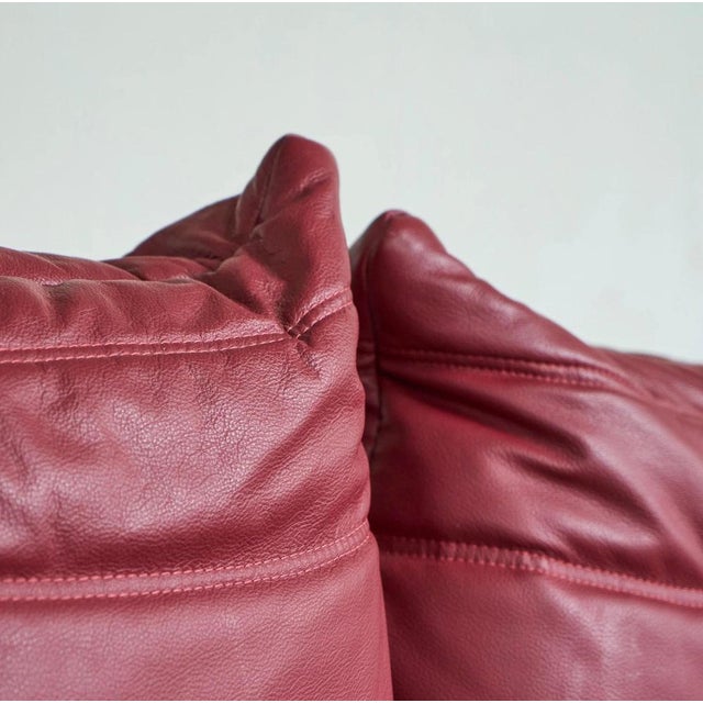 Togo Modular Sofa in Oxblood Red Leather attributed to Michel Ducaroy for Ligne Roset, 2000s, Set of 4 For Sale - Image 17 of 18