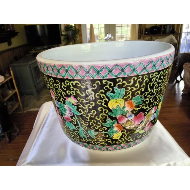 Late 18th Century Antique Late Qing / Republic Period Chinese Famille Noire Porcelain Jardinière. Hand Painted. Medium Size. For Sale - Image 5 of 12