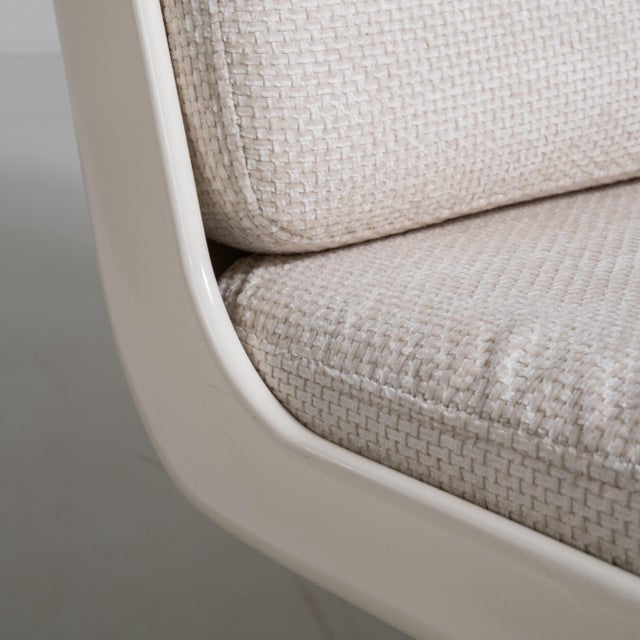 Pair of Variopur Space Age Upholstered Swivel Chairs, Antique, Germany, Circa 1970 For Sale - Image 12 of 15