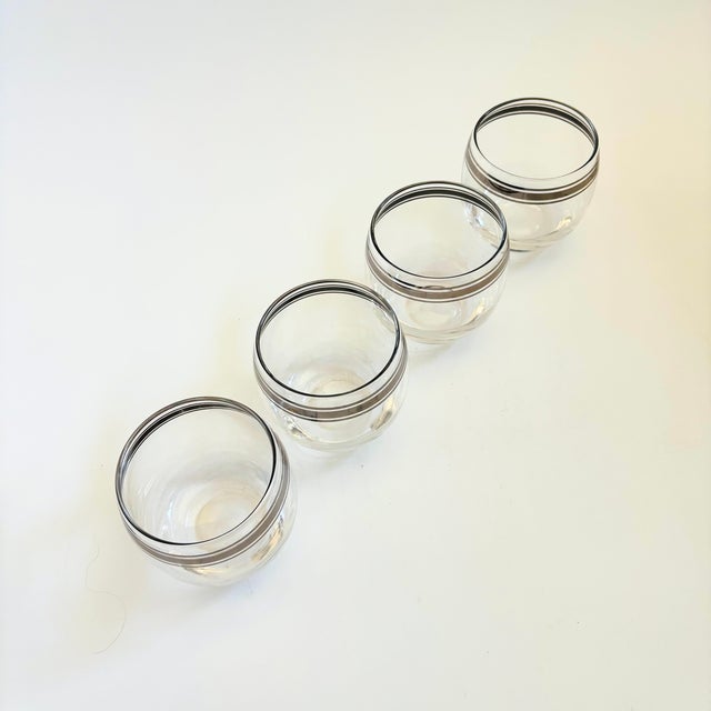 Dorothy Thorpe Mid Century Silver Striped Roly Poly Cocktail Glasses - Set of 4 For Sale - Image 4 of 7