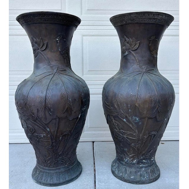 Monumental Pair Japanese Meiji Bronze Floor Vases Koi Fish, Lotus Flowers & Lily Pads... For Sale - Image 4 of 18