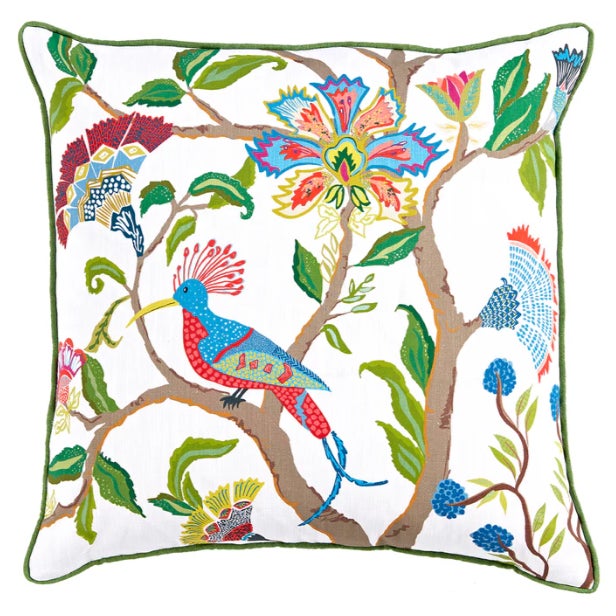 Traditional Pair of Cha Cha Multi Pillows With Oyster Linen Back and Kelly Linen Piping For Sale - Image 3 of 3
