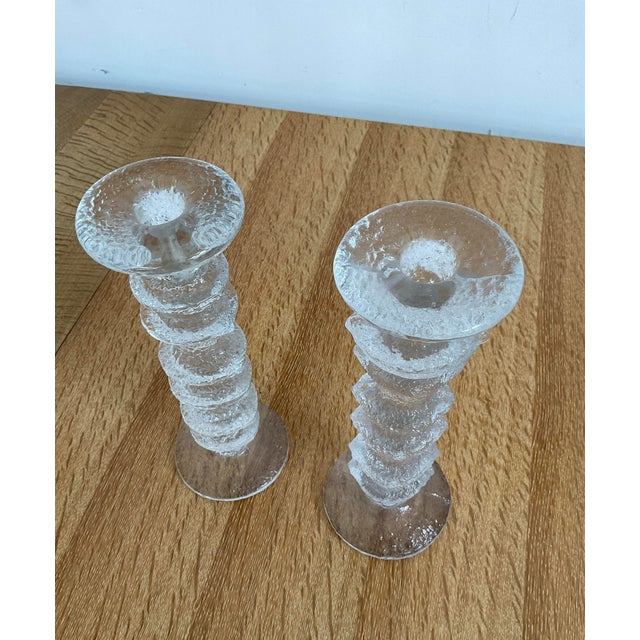 A Pair of Vintage Iittala Festivo 6 Ring Glass Candlesticks by Timo Sarpaneva, a Pair For Sale In Raleigh - Image 6 of 10