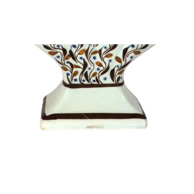 Ceramic Pearlware Prattware Five-Finger Flower Vase or Quintal Circa 1795–1810 For Sale - Image 7 of 11