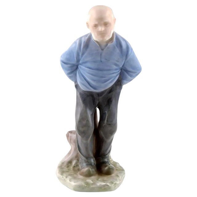 Porcelain Older Man Figurine Number 1001 from Royal Copenhagen, Early 20th Century For Sale