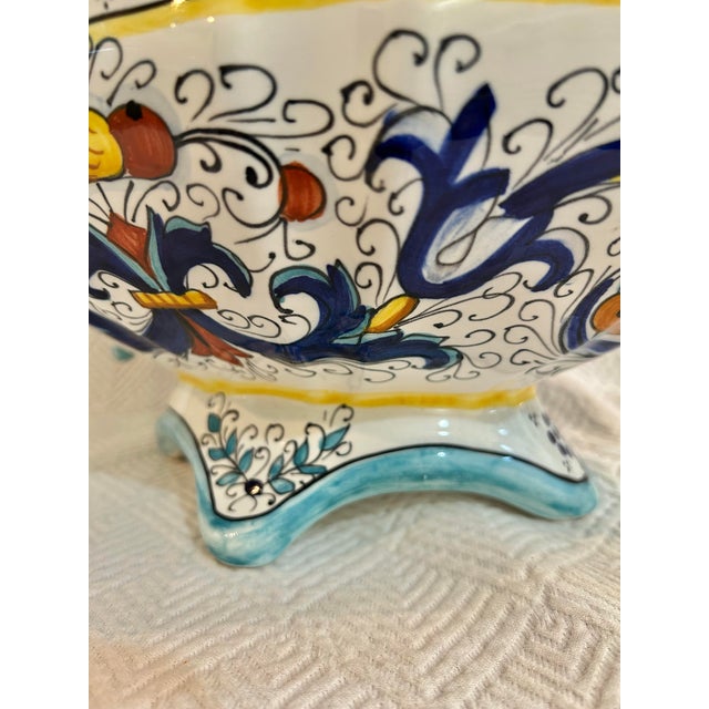 Rustic European Vintage Fratelli Mari Deruta Majolica Compote or Centerpiece Fruit Bowl For Sale - Image 3 of 8