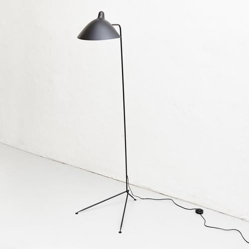 Not Yet Made - Made To Order Mid-Century Modern Black One-Arm Standing Lamp in Aluminum, Brass and Steel by Serge Mouille For Sale - Image 5 of 16