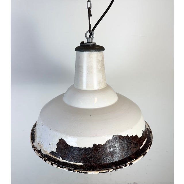 1960s Industrial British White Enamel Factory Pendant Lamp from Benjamin, 1960s For Sale - Image 5 of 18