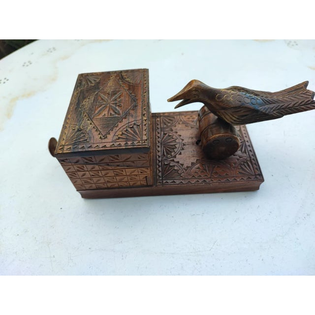 Wooden carved cigarette dispenser, bird-shaped cigarette box, vintage 1950s-1960s, dimensions: width 19 cm, depth 10 cm,...