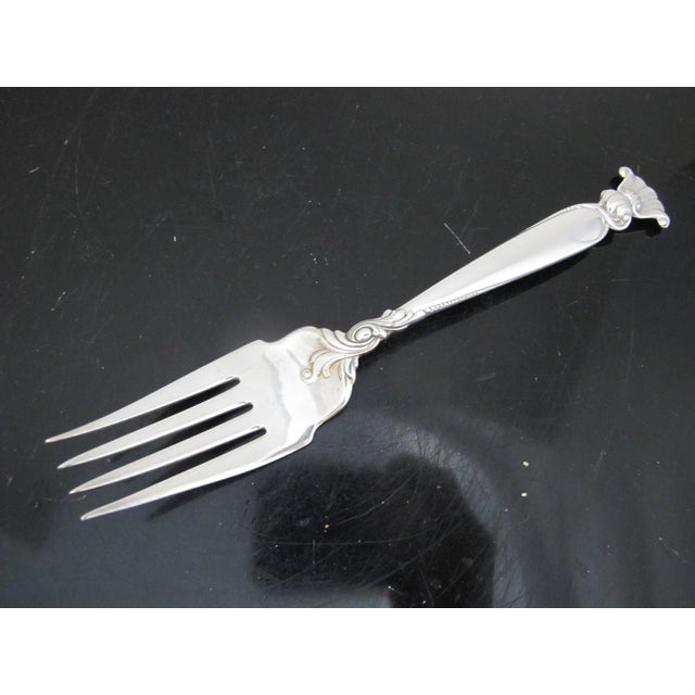 Traditional Wallace Sterling Silver Romance of the Sea Serving Cold Meat Fork & Table Spoon For Sale - Image 3 of 10