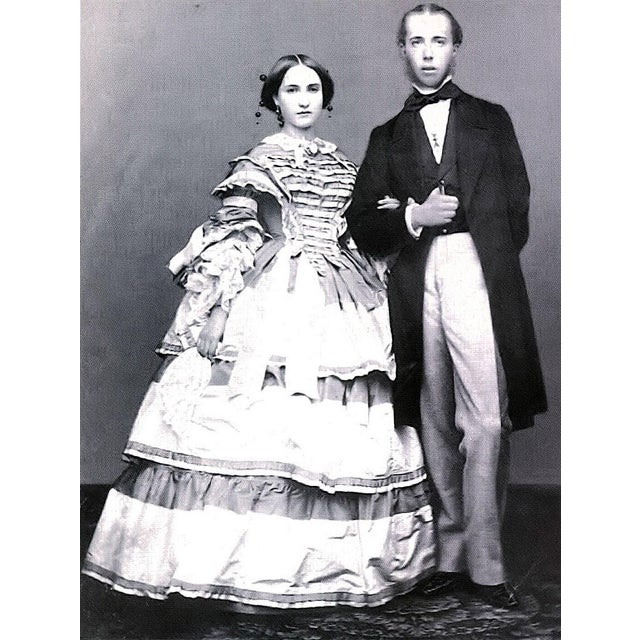 Late 20th Century Empress Carlota' Louis XV Large Fauteuil - Carved Walnut Reupholstered With Otomi Hand Embroidery and Leather For Sale - Image 13 of 13