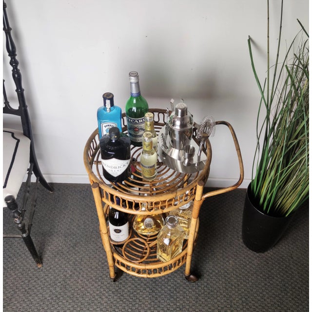 Wood Italian Bohemian Bamboo Rattan Round Serving Bar Cart by Franco Albini, 1960s For Sale - Image 7 of 9