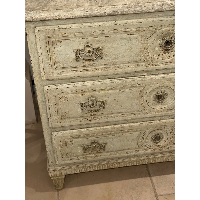 Traditional 19th C. French Louis XVI Painted Commode For Sale - Image 3 of 6
