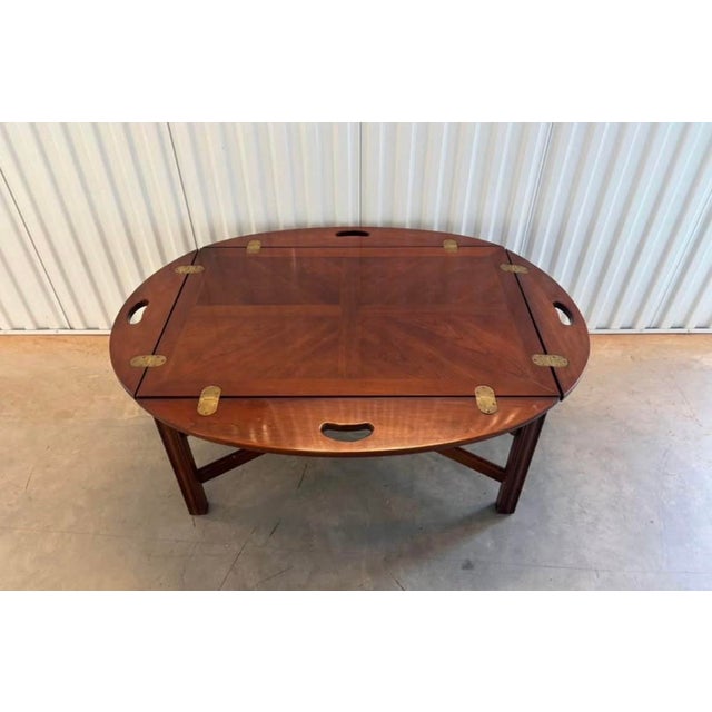 Vintage Thomasville Collectors Cherry Oval Butler’s Coffee Table With Brass Hinges For Sale - Image 6 of 6