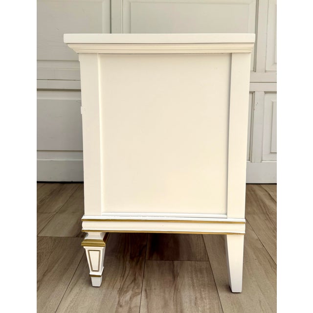 Wood 1970s Thomasville Nightstand Newly Refinished in White With Hand-Painted Gold Details For Sale - Image 7 of 12