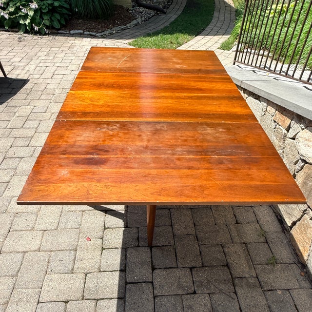 Mid-Century Modern Vintage Willett Solid Cherry Transitional Drop Leaf Dining Table For Sale - Image 3 of 11