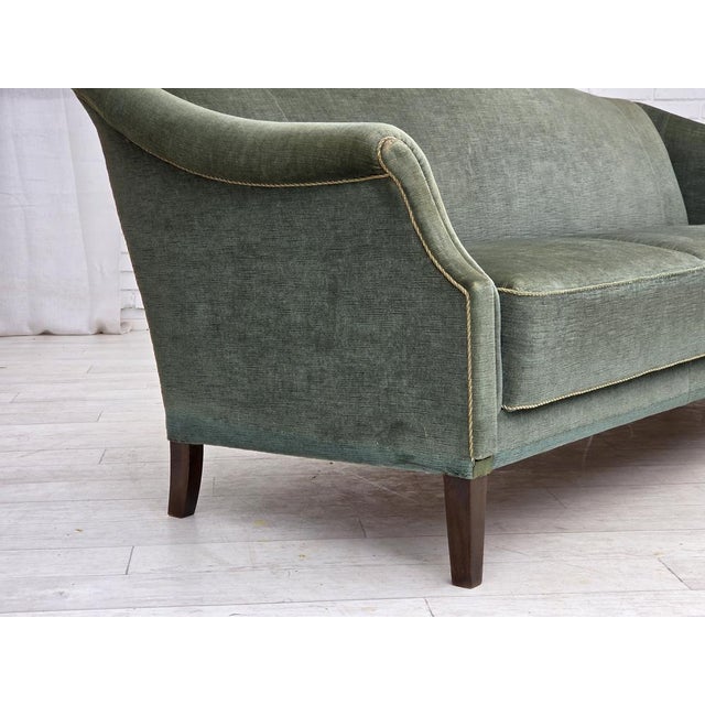 Wood 3-Seater Danish Sofa in Green Furniture Velour, 1960s For Sale - Image 7 of 15
