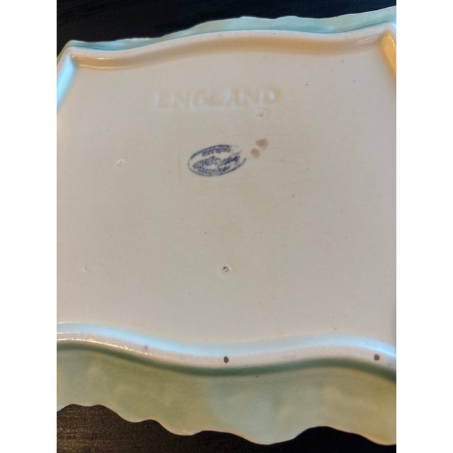 Vintage 1930's English Majolica Platter and Covered Cheese or Butter Dish – Avon Ware – 2 Pieces For Sale - Image 9 of 10