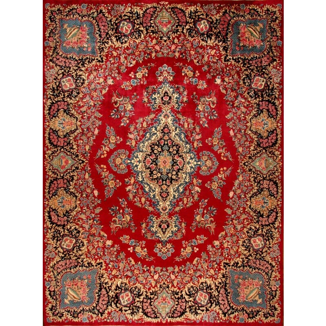 Middle Eastern Rug in Wool For Sale