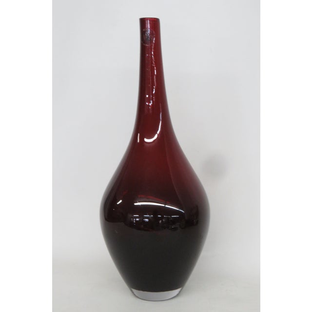 Ruby Red Teardrop Art Glass Vase Hand Blown Mid Century Modern Style 5083b For Sale - Image 10 of 13