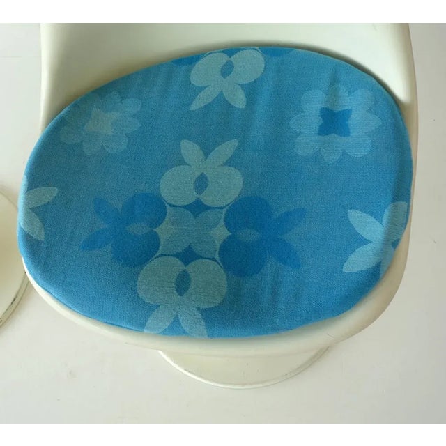 Plastic Set of Italian Space Age Tulip Chairs For Sale - Image 7 of 11