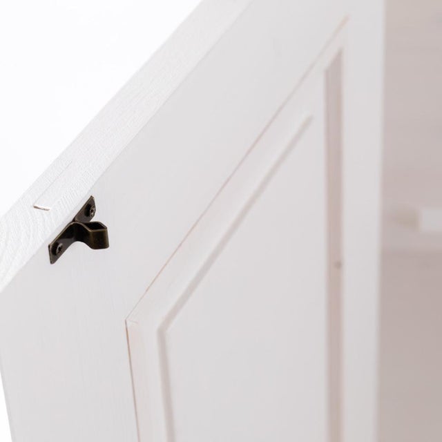 WH65 White Lacquered Buffet in Softwood by Zeitlos By Drozd For Sale - Image 4 of 10